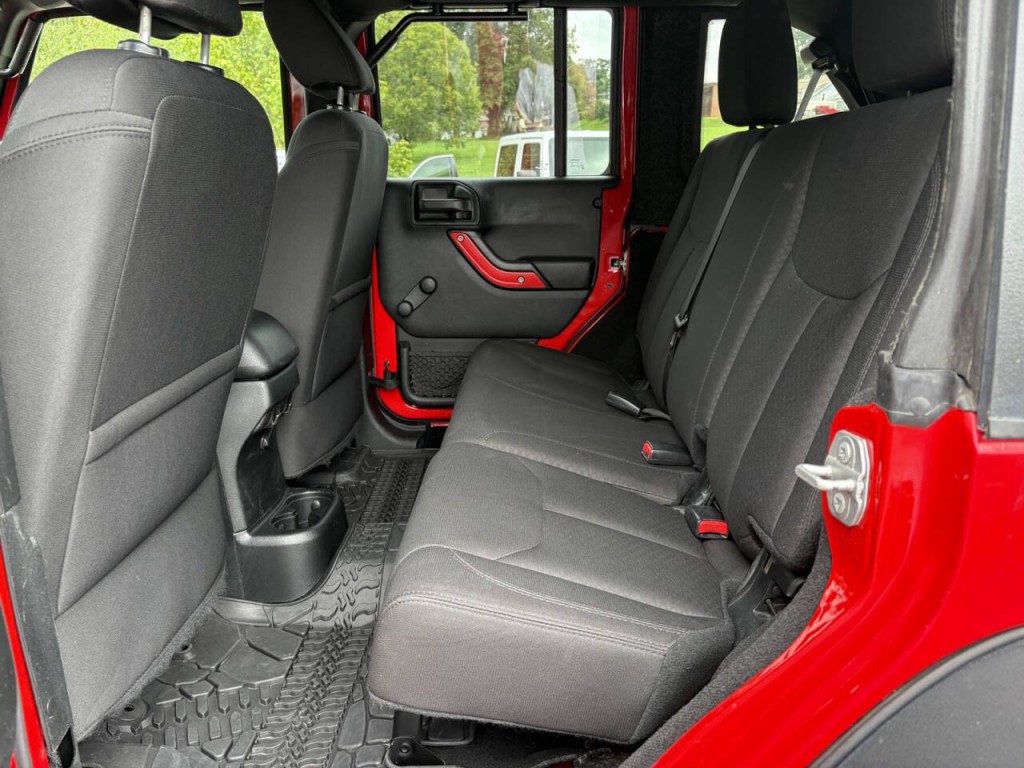 2018 Jeep Wrangler Image 21