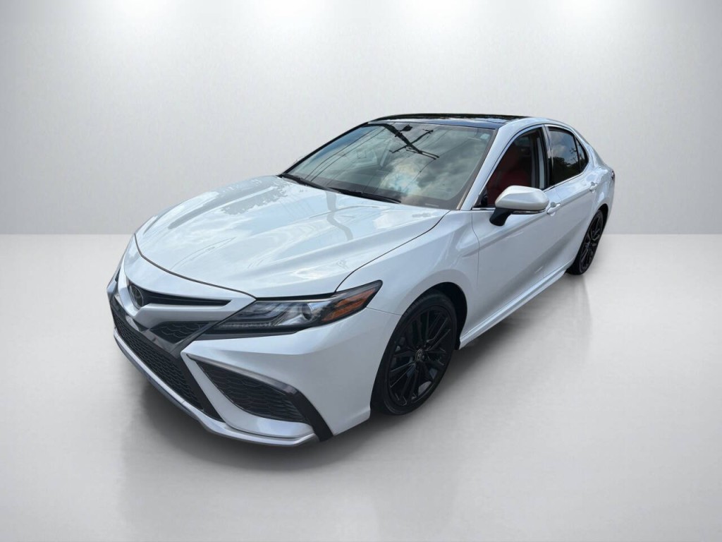 2022 Toyota Camry Image 3