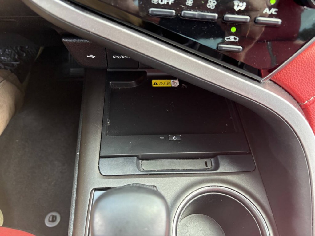2022 Toyota Camry Image 22