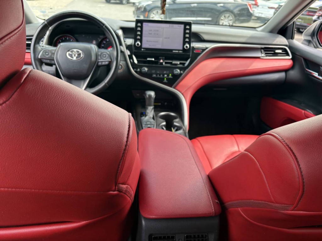 2022 Toyota Camry Image 25