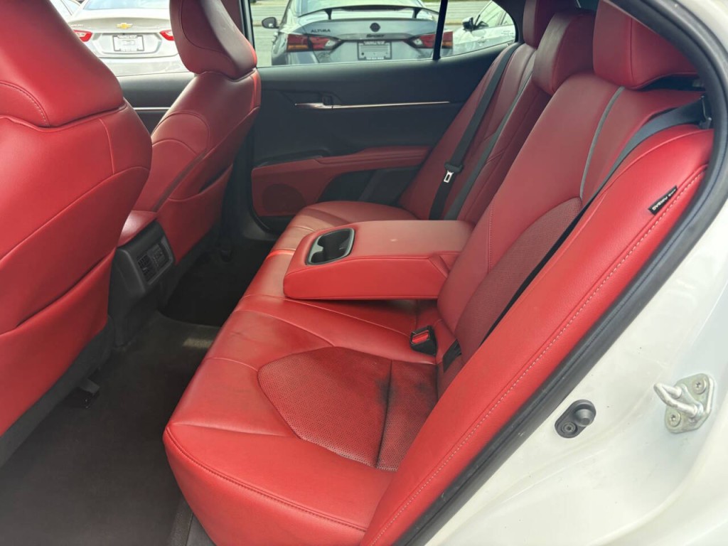 2022 Toyota Camry Image 27