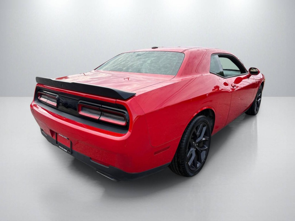 2021 Dodge Challenger Image 7
