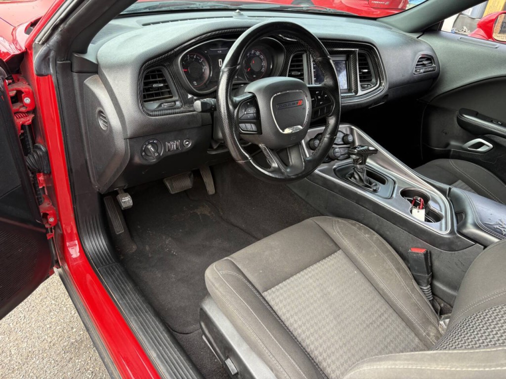 2021 Dodge Challenger Image 11