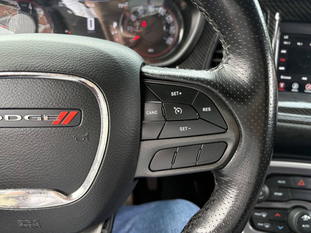 2021 Dodge Challenger Image 13