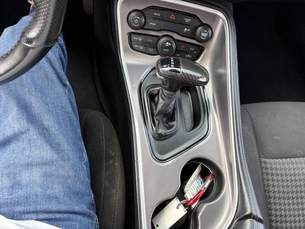 2021 Dodge Challenger Image 20