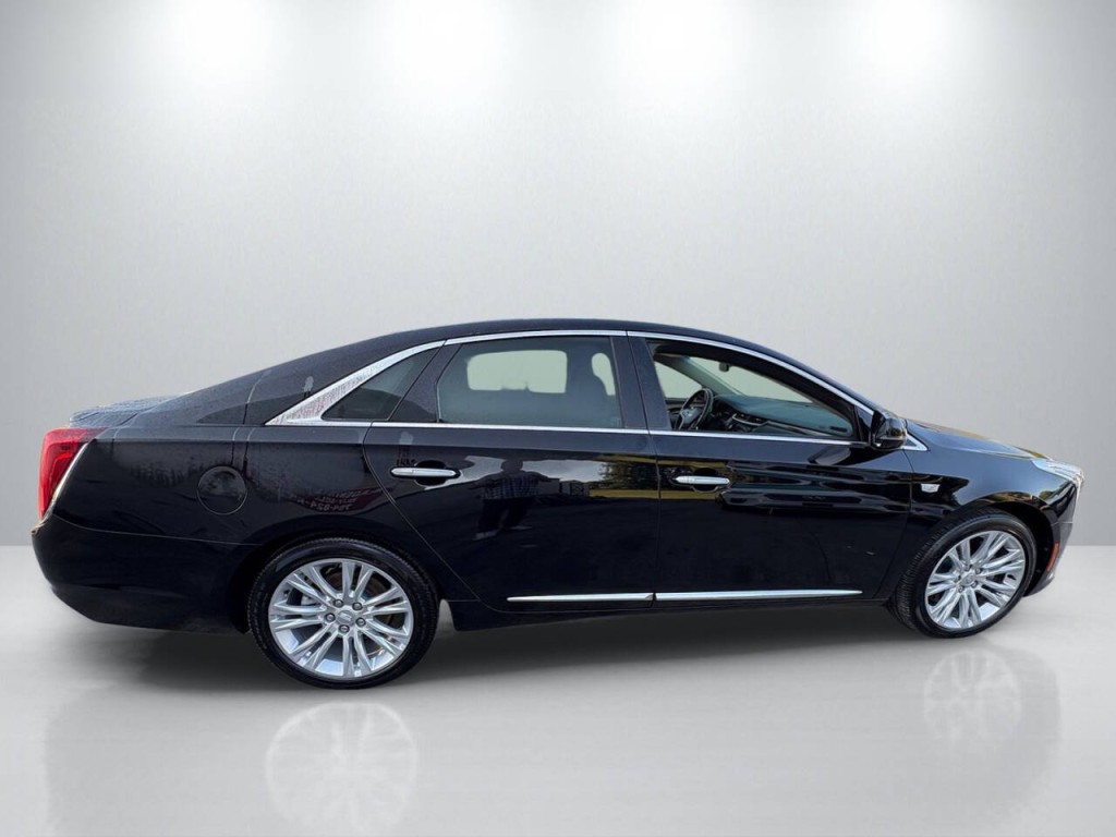 2018 Cadillac XTS Image 8