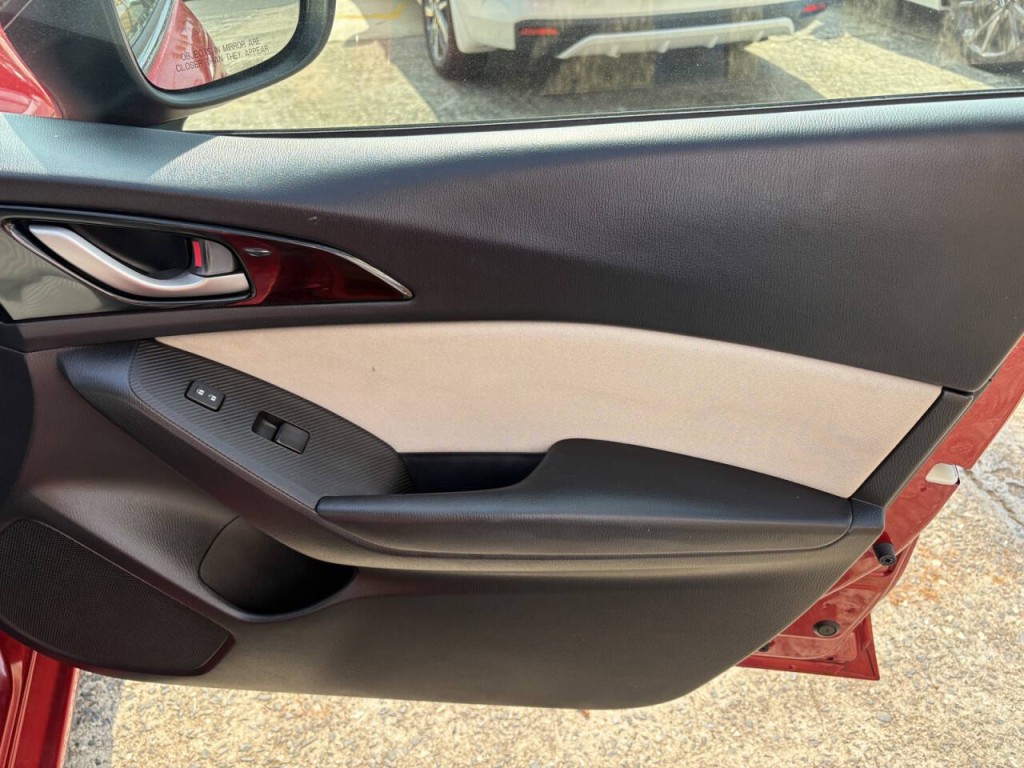 2016 Mazda Mazda3 Image 22