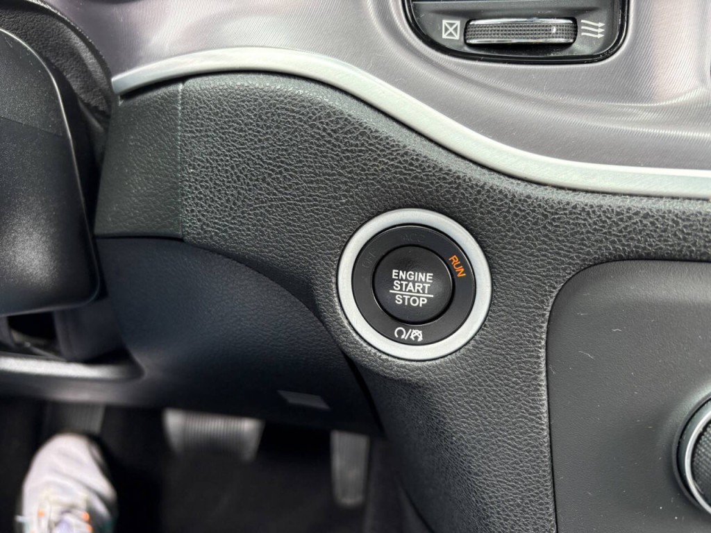 2019 Dodge Charger Image 16