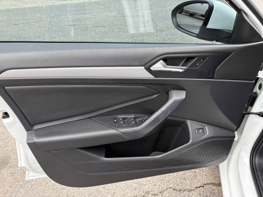 2019 Volkswagen Jetta Image 9