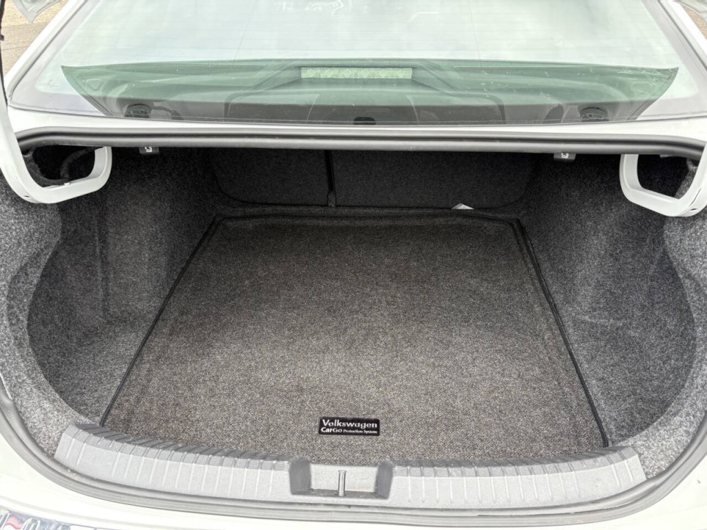 2019 Volkswagen Jetta Image 24