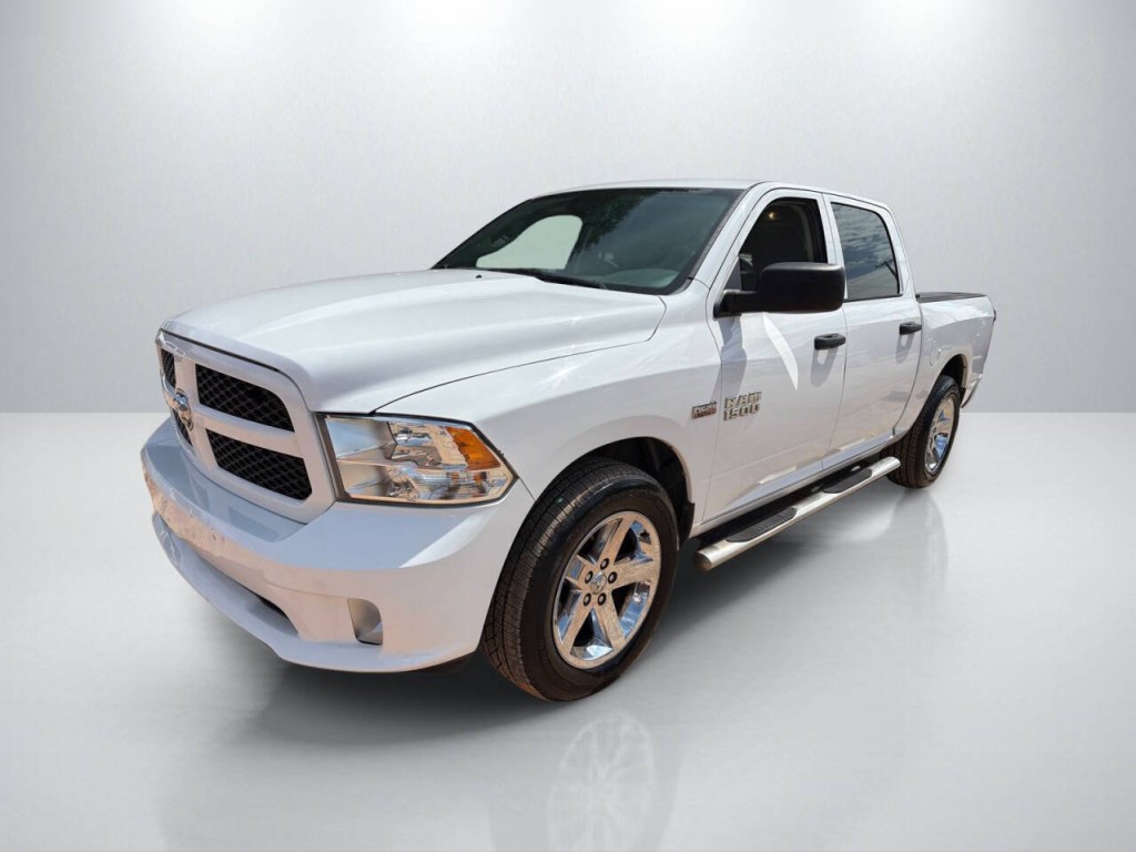 2015 RAM 1500 Image 3