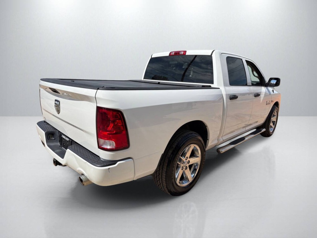 2015 RAM 1500 Image 7
