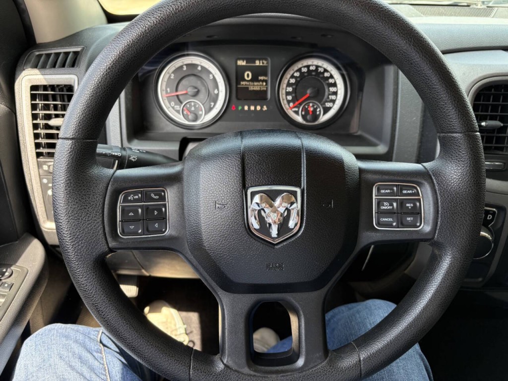 2015 RAM 1500 Image 11