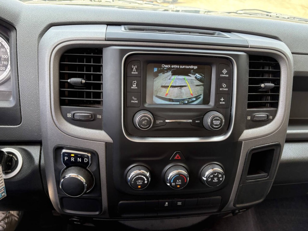 2015 RAM 1500 Image 18
