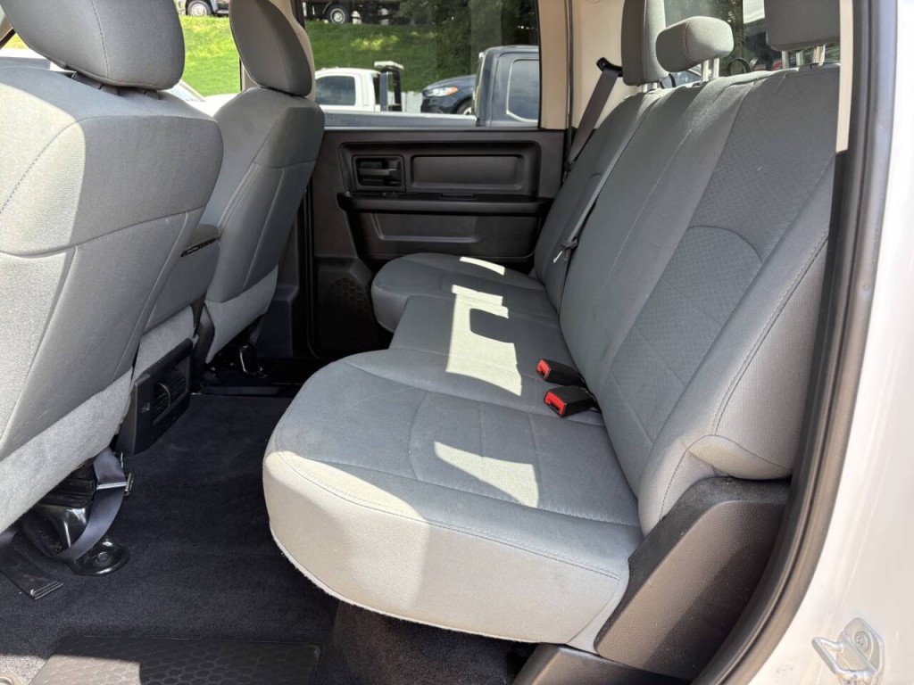 2015 RAM 1500 Image 21