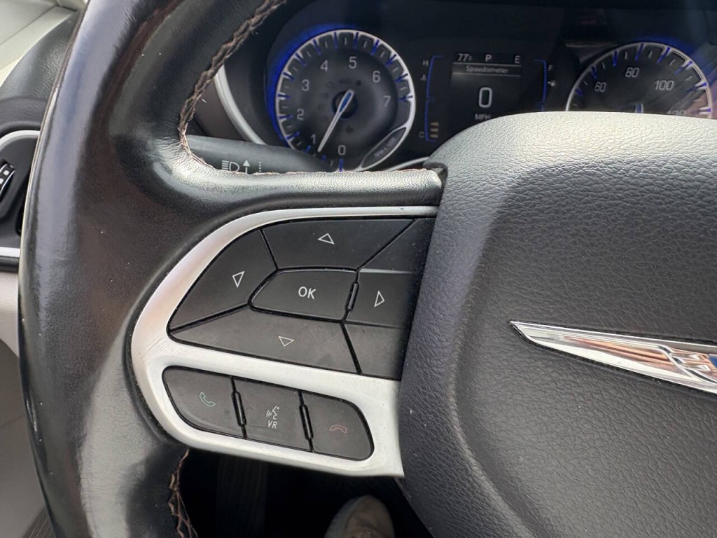 2018 Chrysler Pacifica Image 14