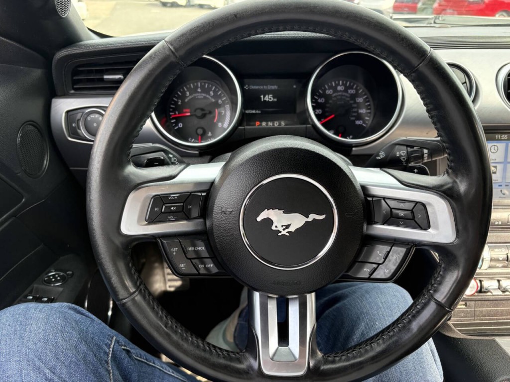 2019 Ford Mustang Image 20