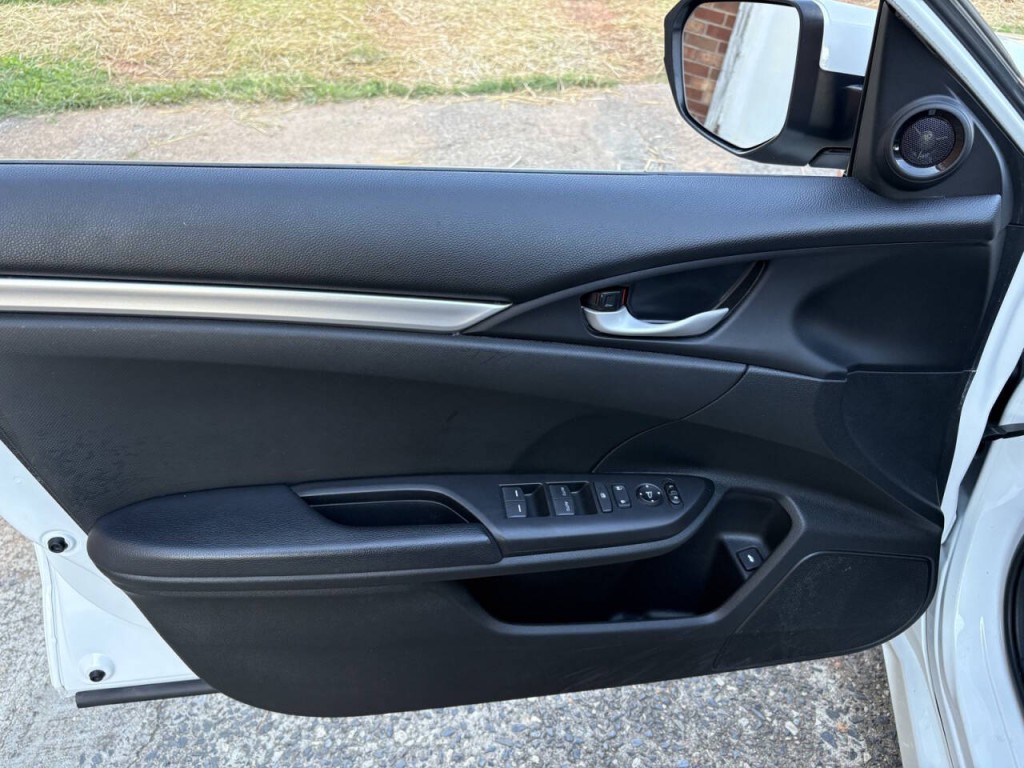 2021 Honda Civic Image 9