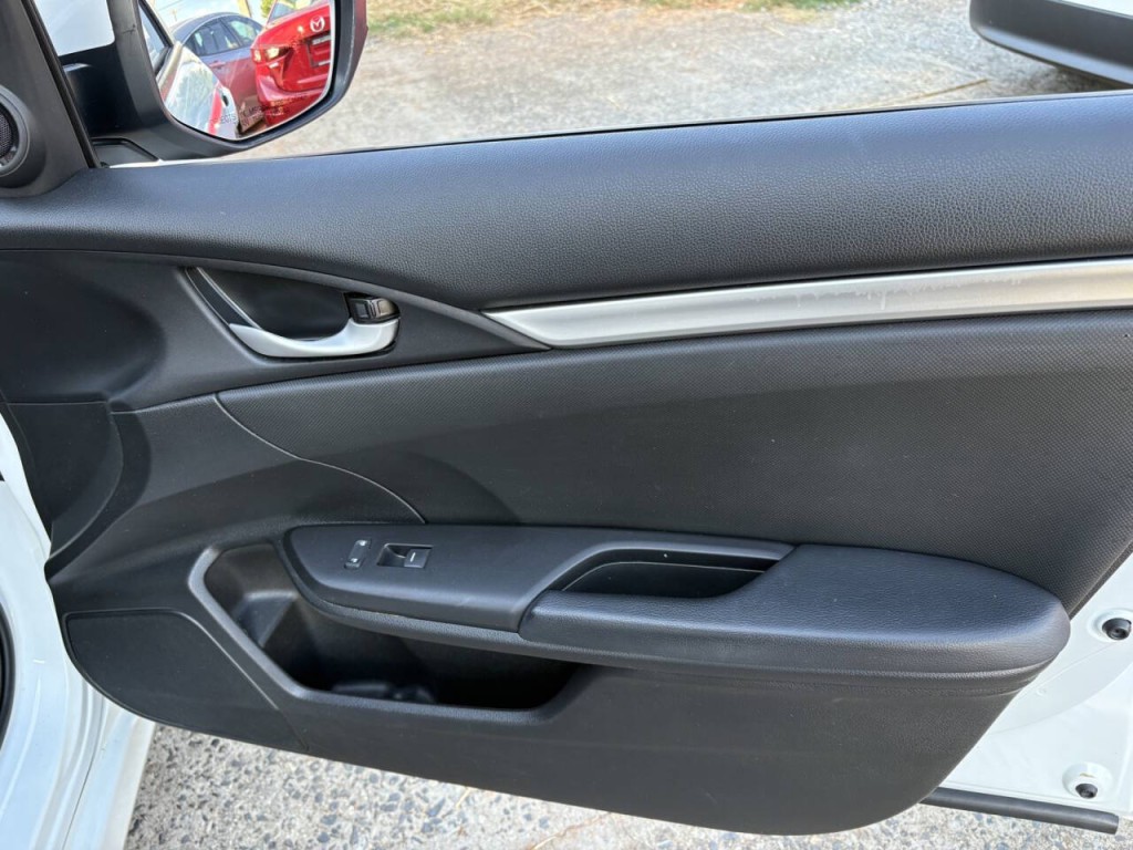 2021 Honda Civic Image 24