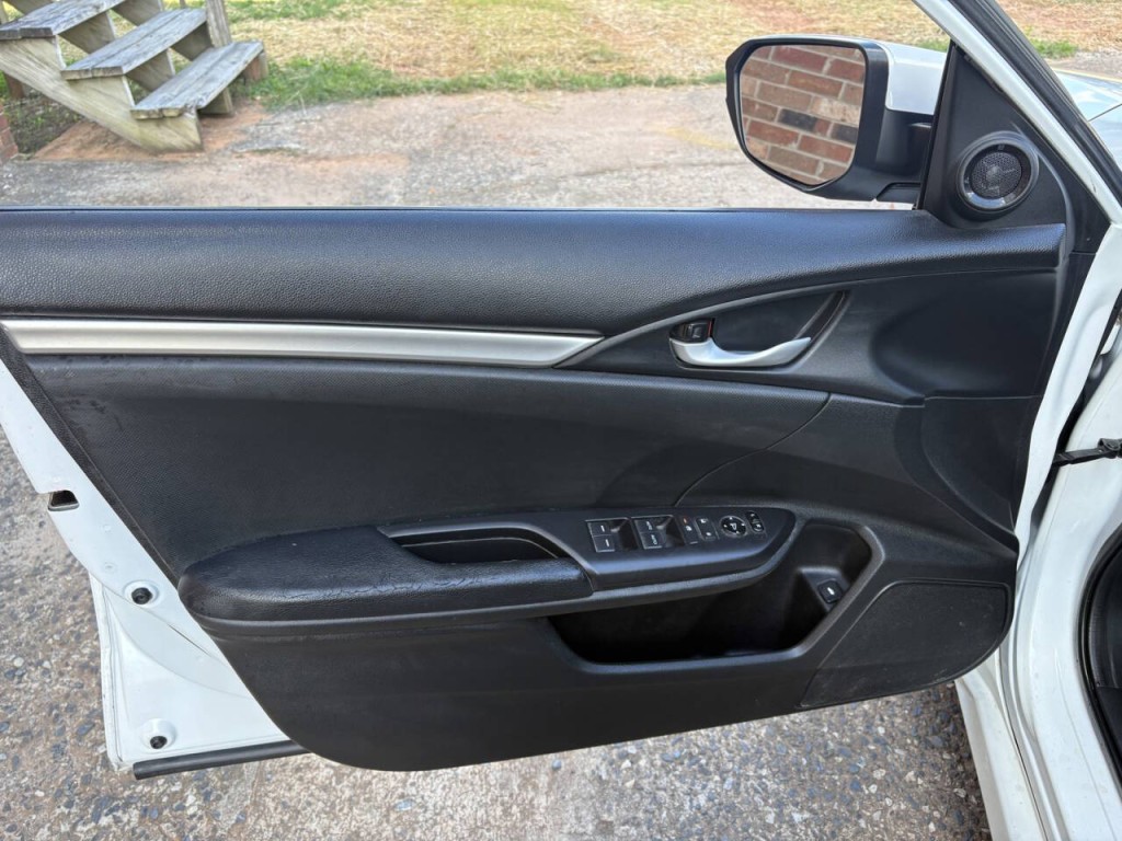 2021 Honda Civic Image 9