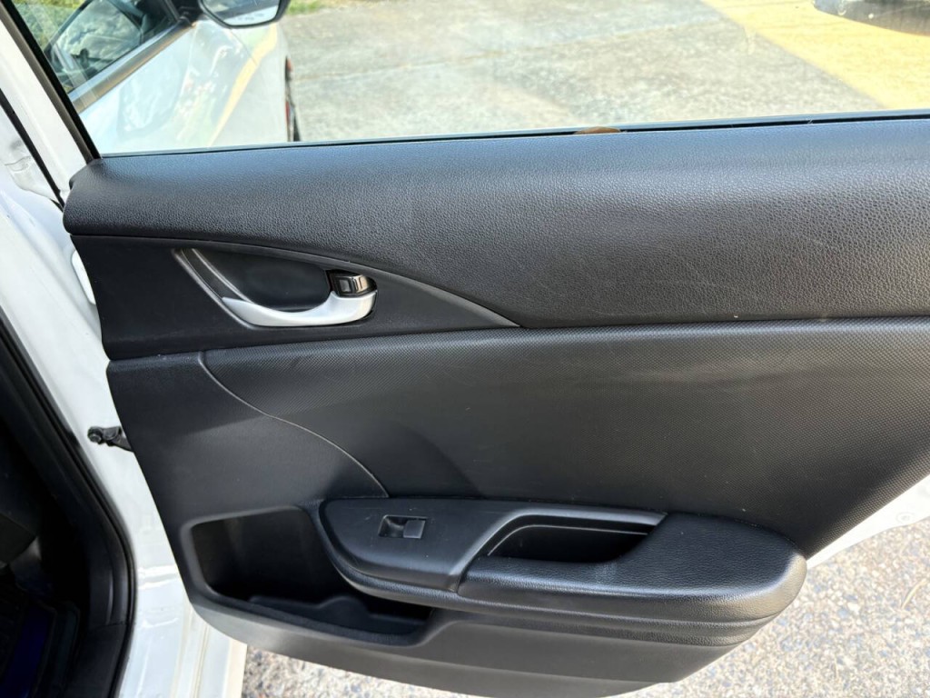 2021 Honda Civic Image 28
