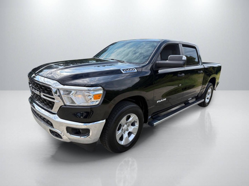2023 RAM 1500 Image 3