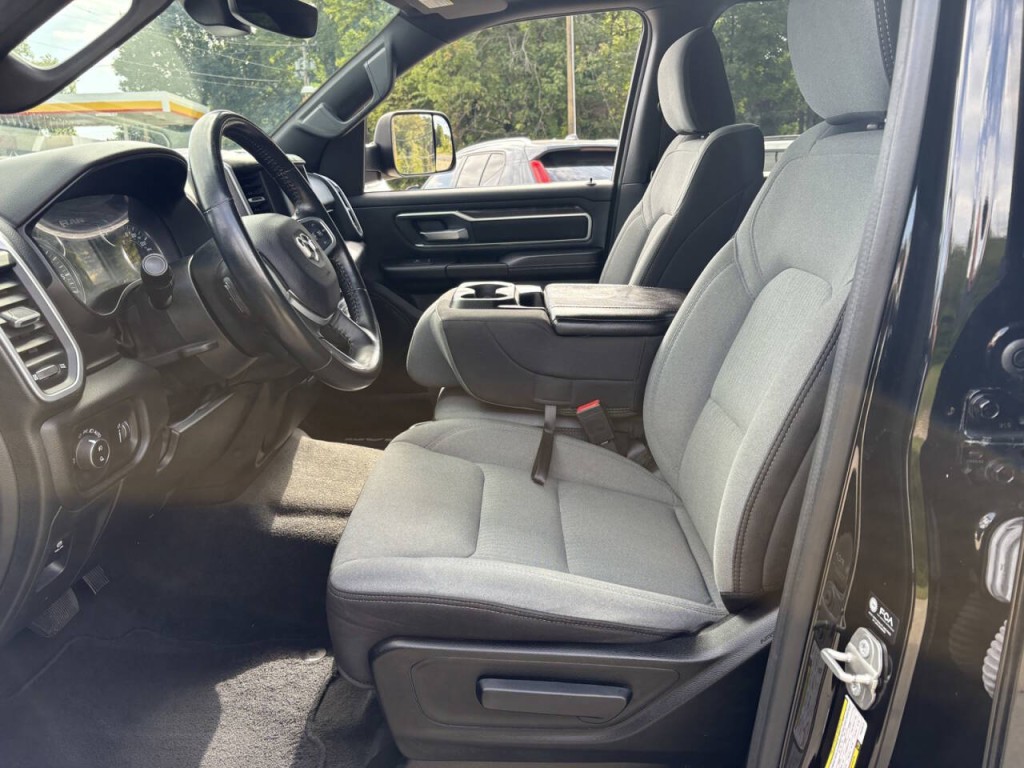 2023 RAM 1500 Image 10