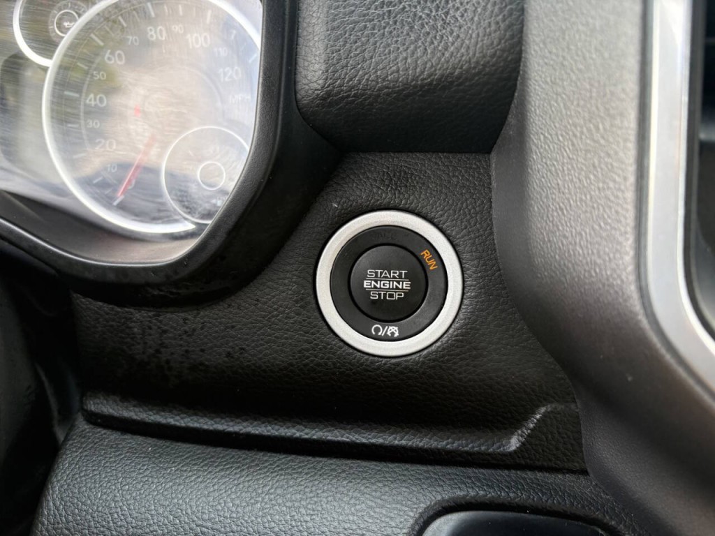 2023 RAM 1500 Image 17