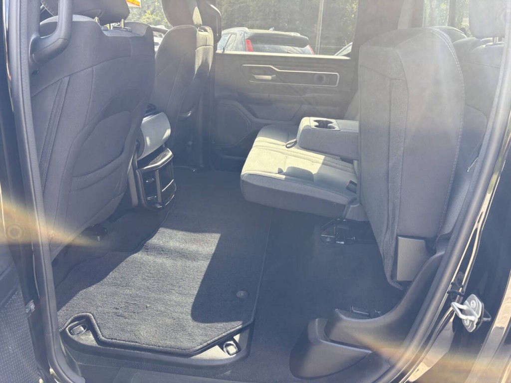 2023 RAM 1500 Image 27