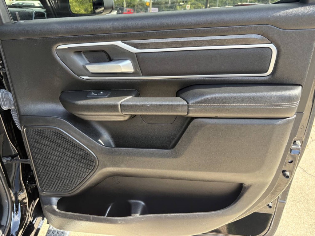 2023 RAM 1500 Image 34