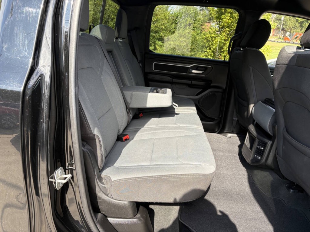 2023 RAM 1500 Image 35