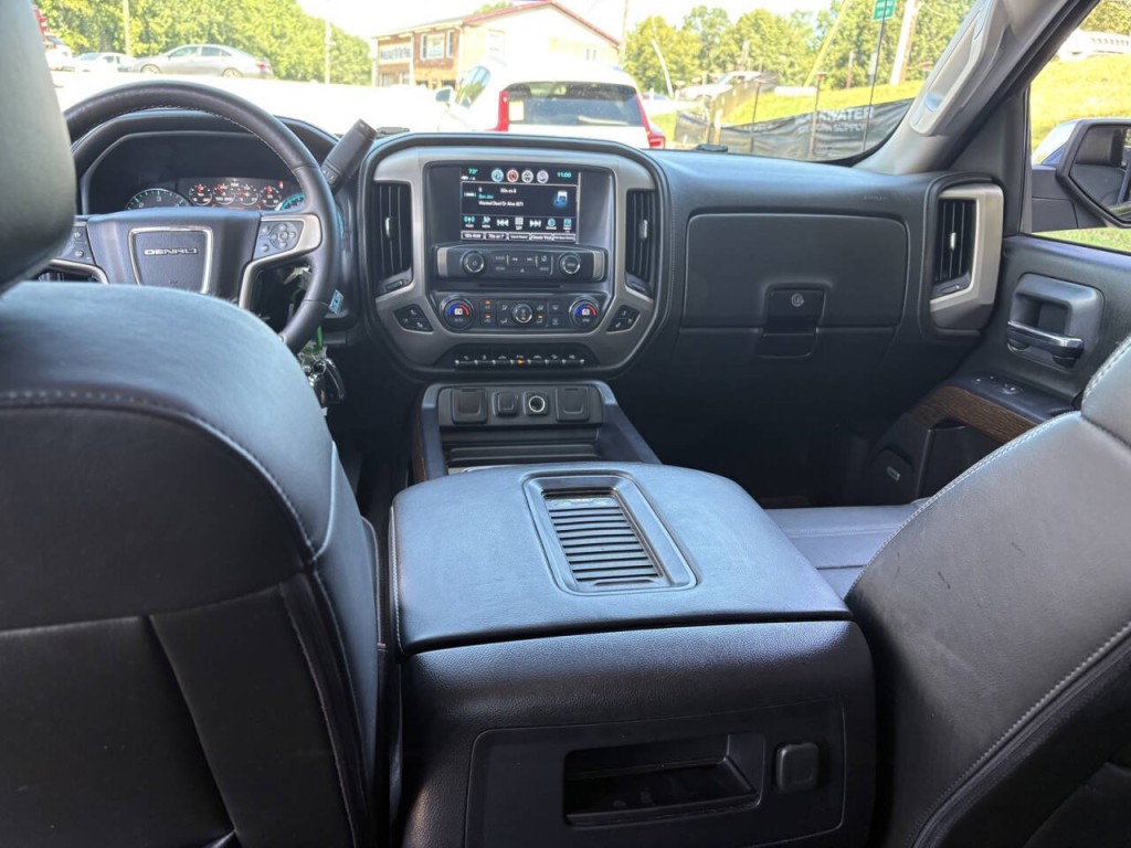 2017 GMC Sierra 1500 Image 25