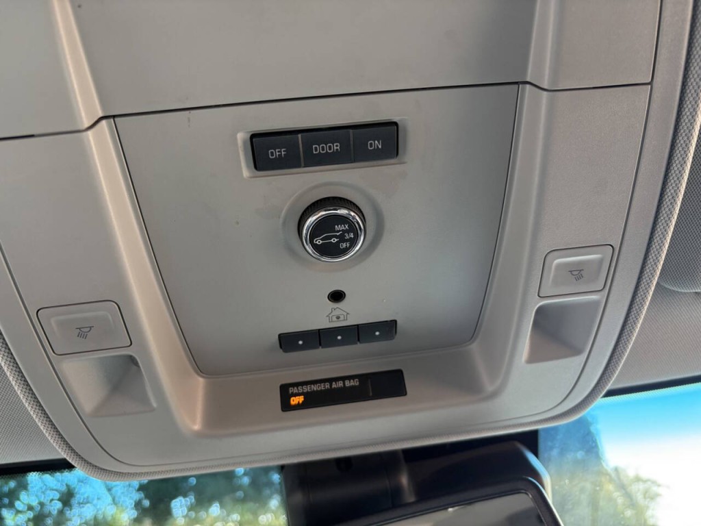 2018 Chevrolet Tahoe Image 22