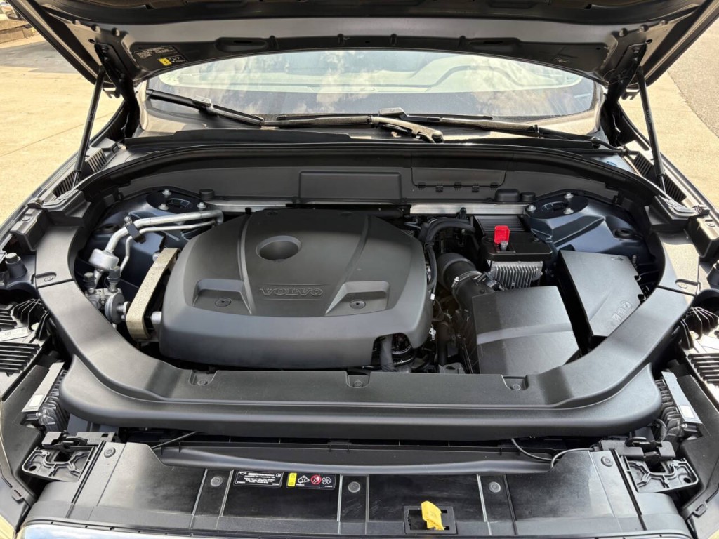 2020 Volvo XC60 Image 33