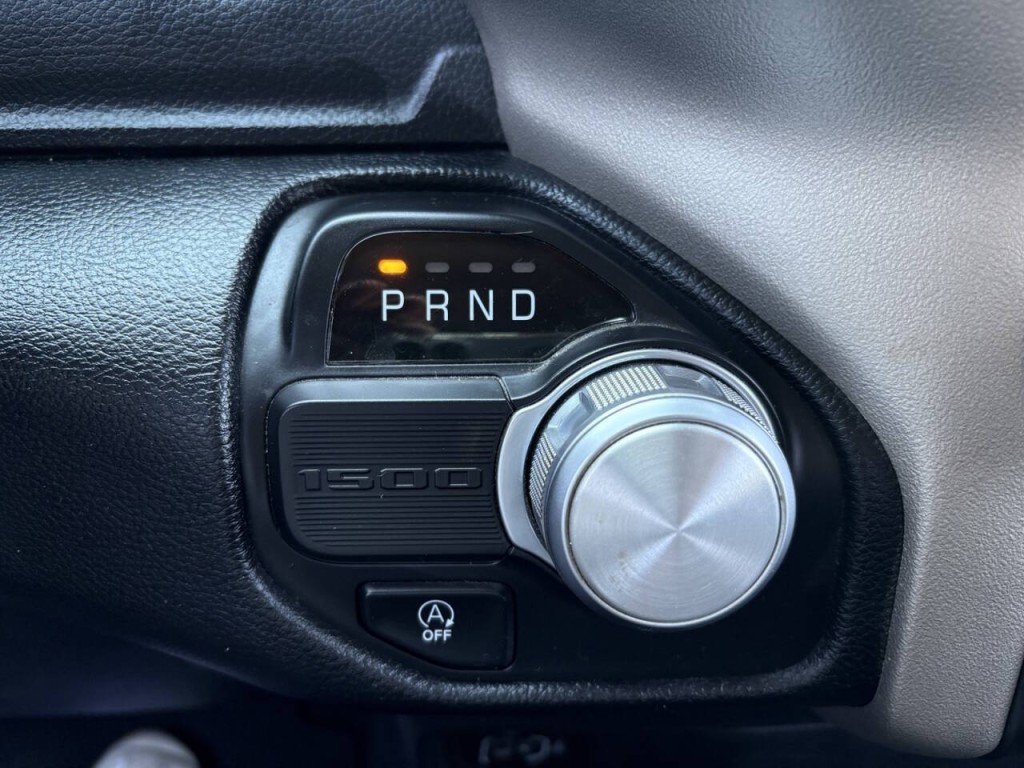 2021 RAM 1500 Image 17