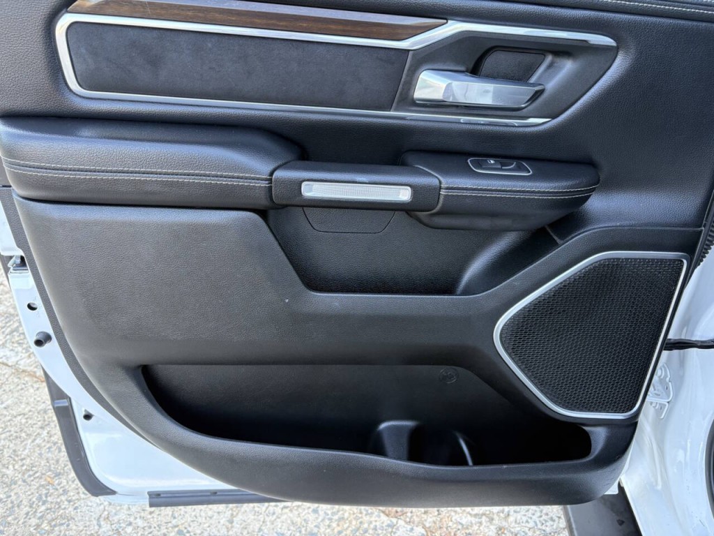 2021 RAM 1500 Image 25