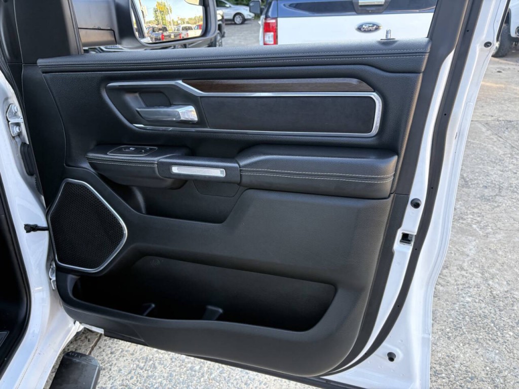 2021 RAM 1500 Image 30
