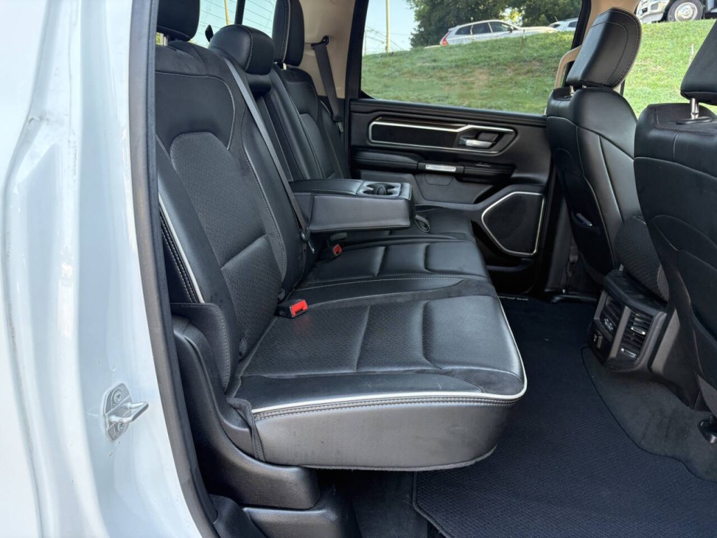 2021 RAM 1500 Image 34
