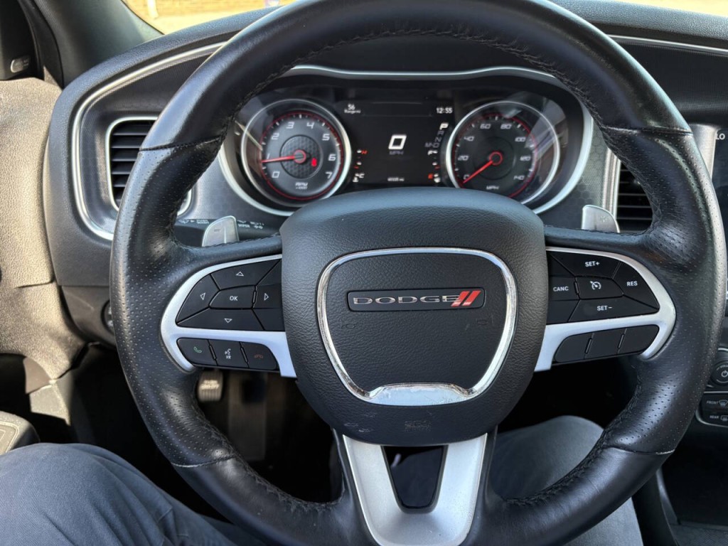 2018 Dodge Charger Image 12