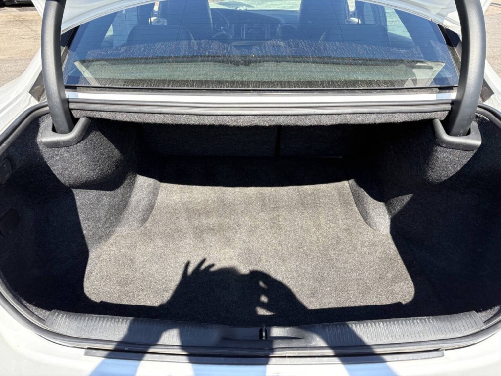 2018 Dodge Charger Image 24