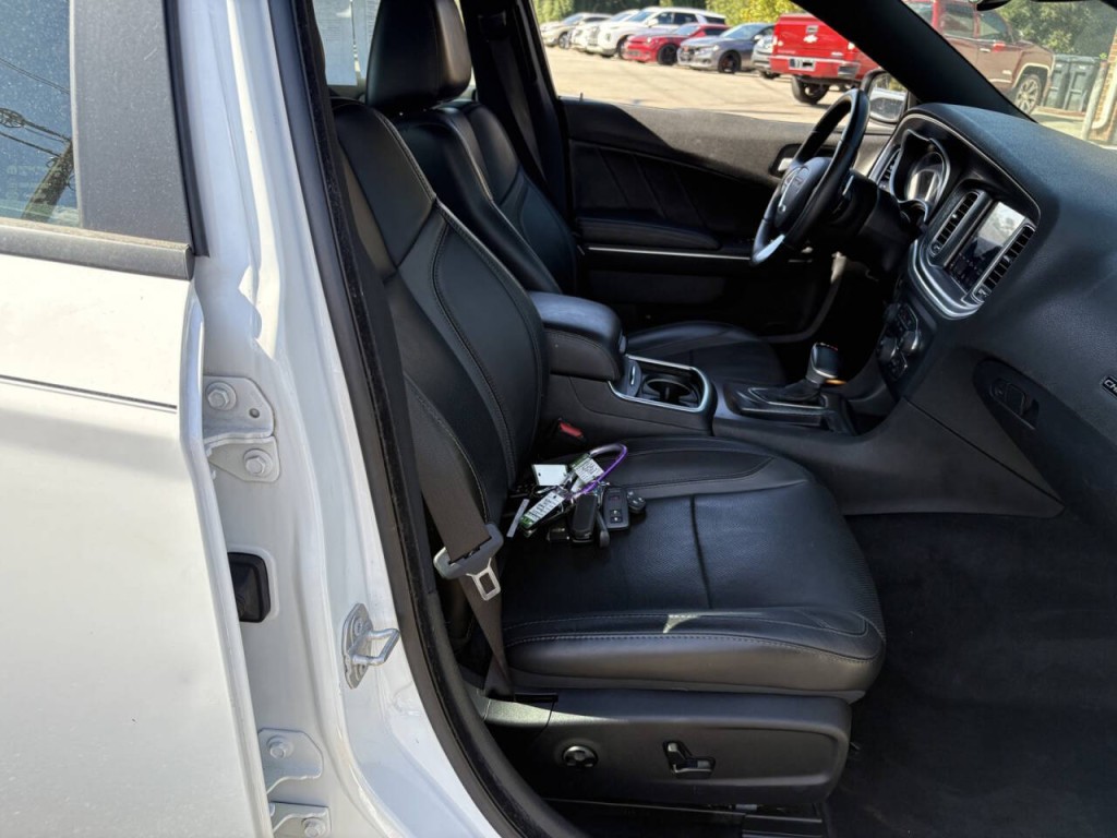 2018 Dodge Charger Image 26