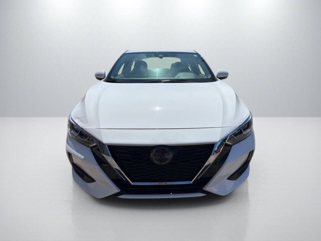 2023 Nissan Sentra Image 2