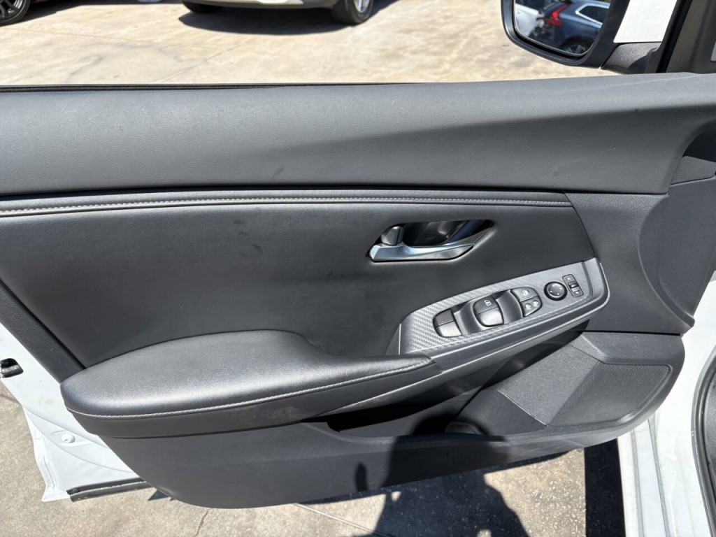 2023 Nissan Sentra Image 9