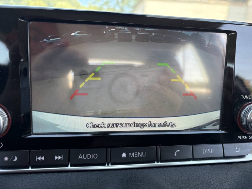 2023 Nissan Sentra Image 18
