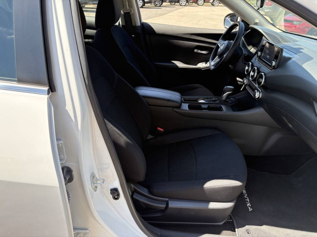 2023 Nissan Sentra Image 26