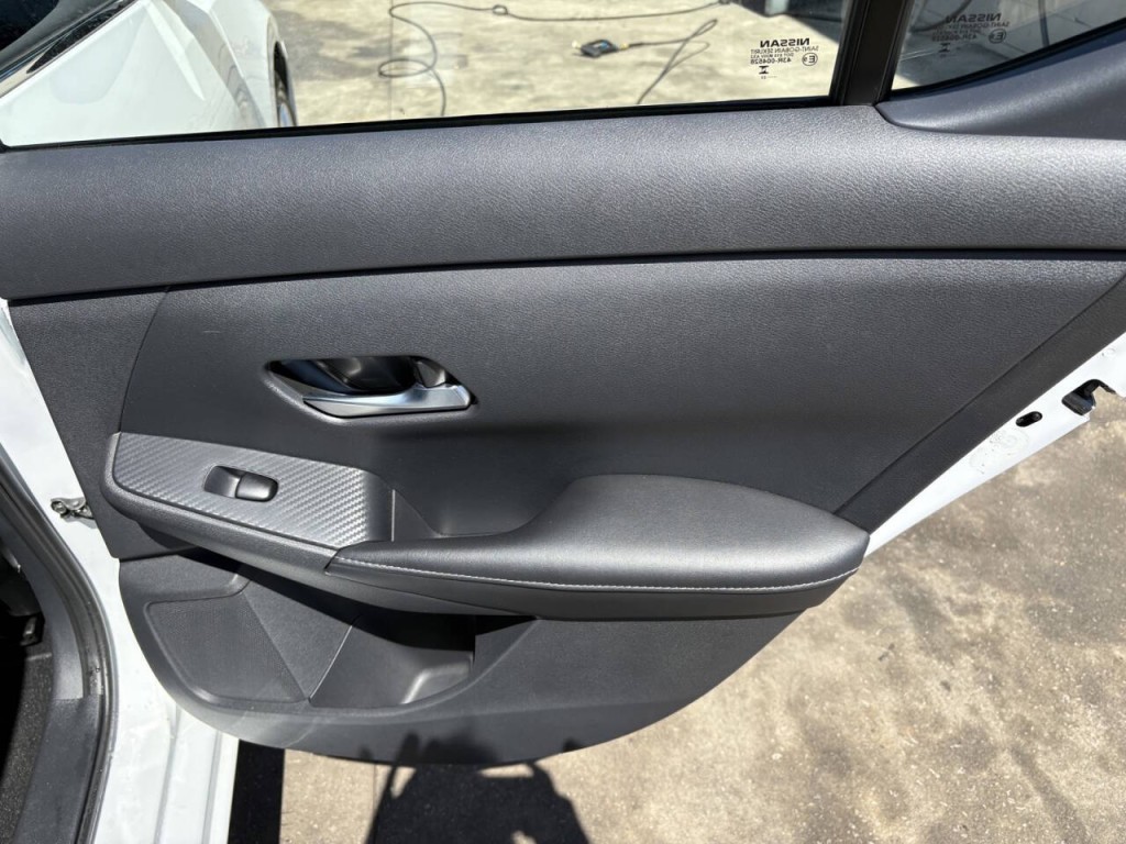 2023 Nissan Sentra Image 28