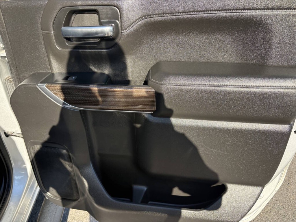 2019 Chevrolet Silverado 1500 Image 32