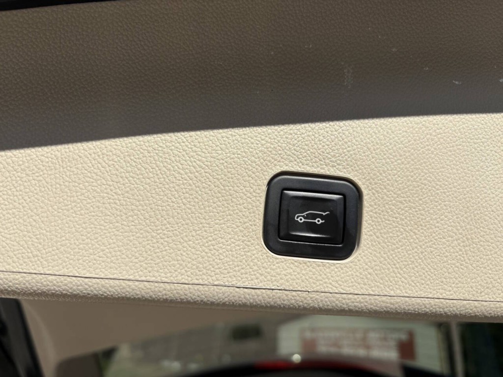 2014 Cadillac SRX Image 27