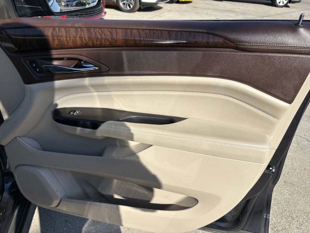 2014 Cadillac SRX Image 28
