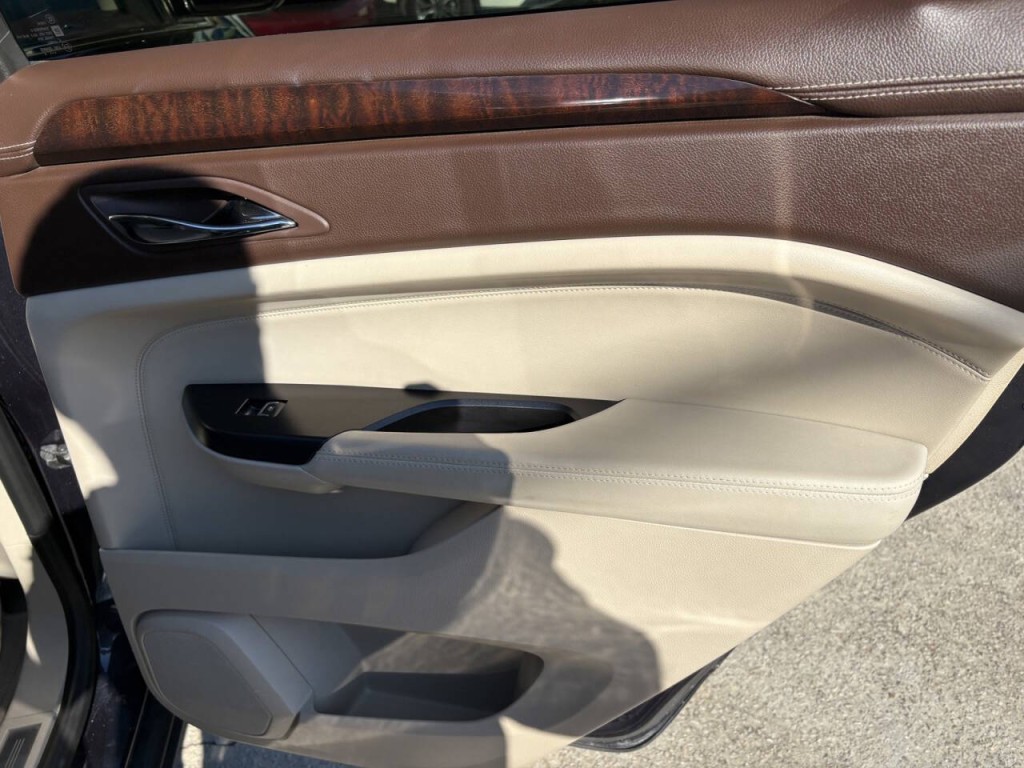 2014 Cadillac SRX Image 31